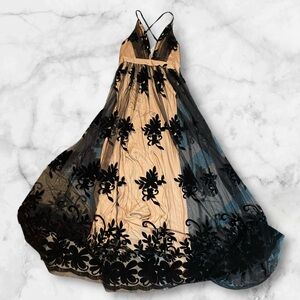 S LUXXEL black velvet & sheer  cream cover strap dress